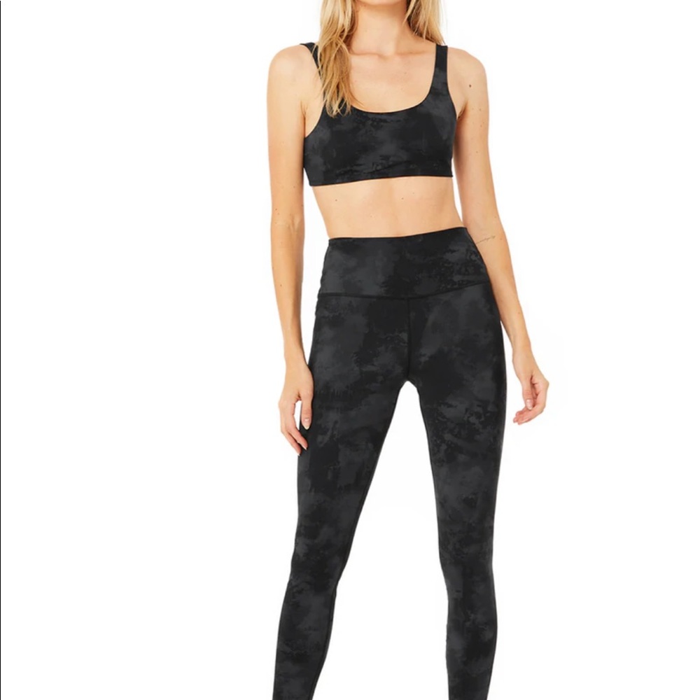 Alo Yoga Solarized Tie Dye Yoga Set